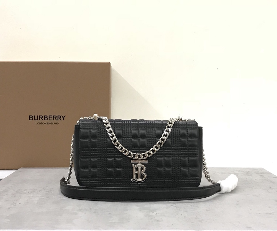 Burberry_Lola_Chain_Bag-